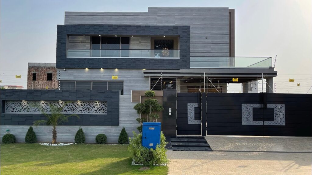 1 Kanal Bungalow For Sale in DHA Phase 7, Lahore